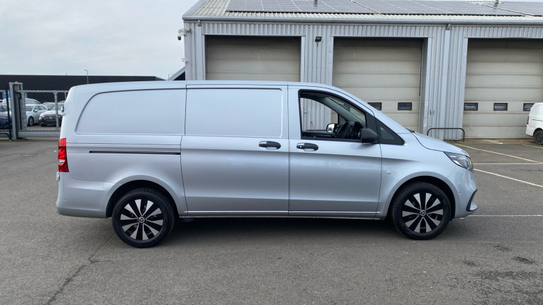 Mercedes-Benz Vito L2 Diesel Rwd 116CDI Select Van 9G-Tronic
